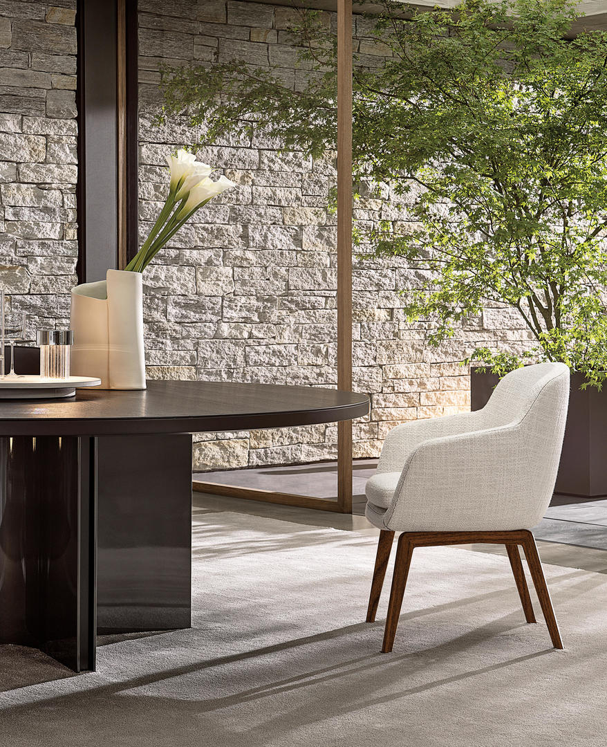 Minotti Belt armchair HORA Barneveld 14.jpg