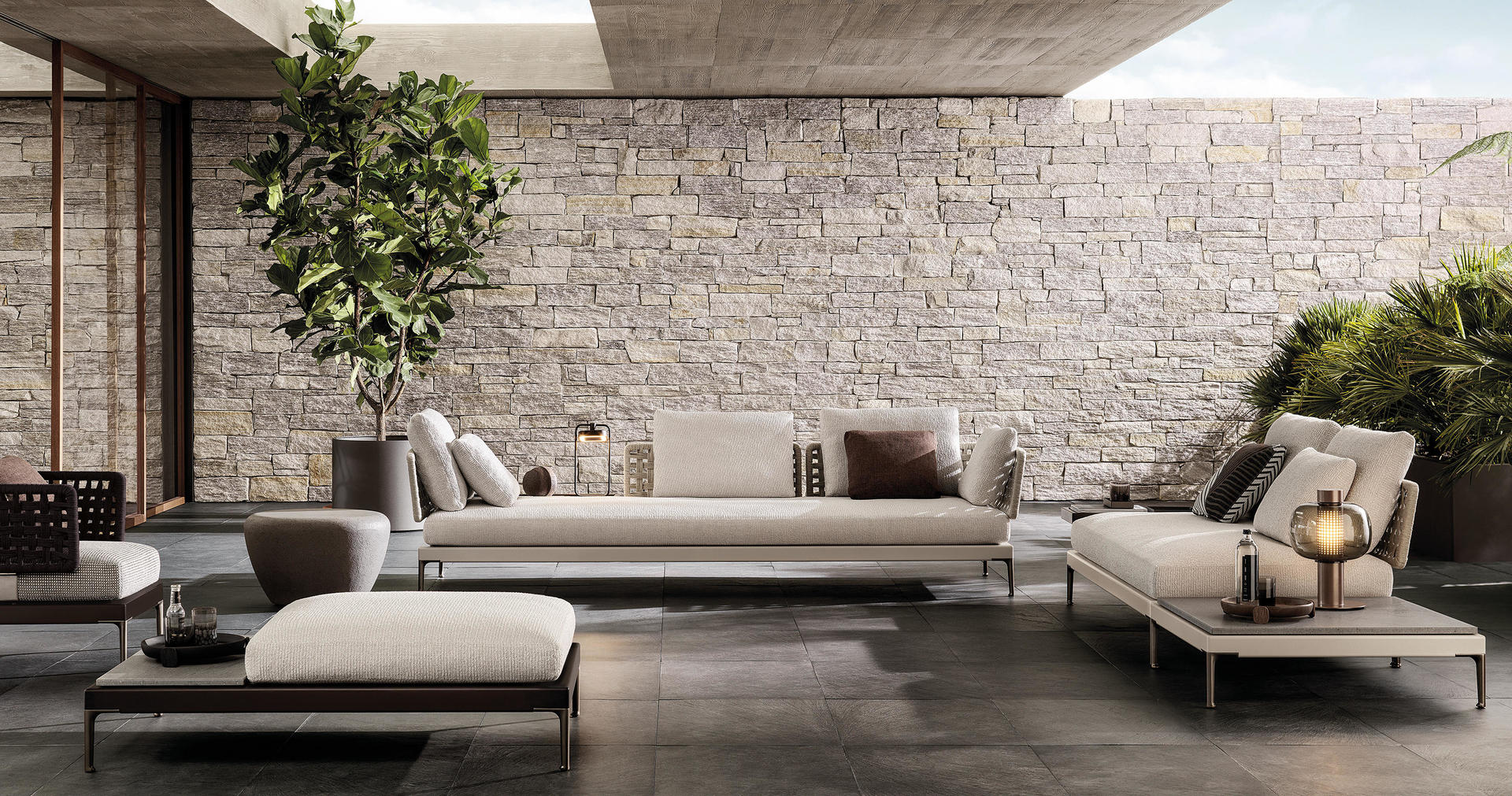 Minotti Patio sofa HORA Barneveld 07.jpg