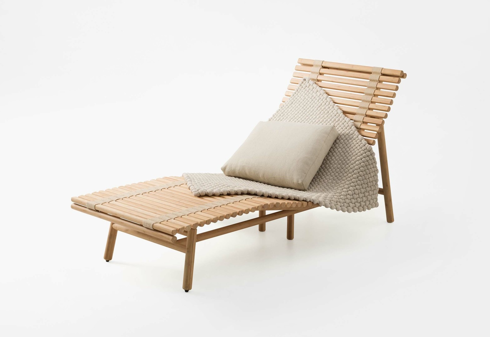 Paola Lenti Shibui lounger HORA Barneveld 2.jpg