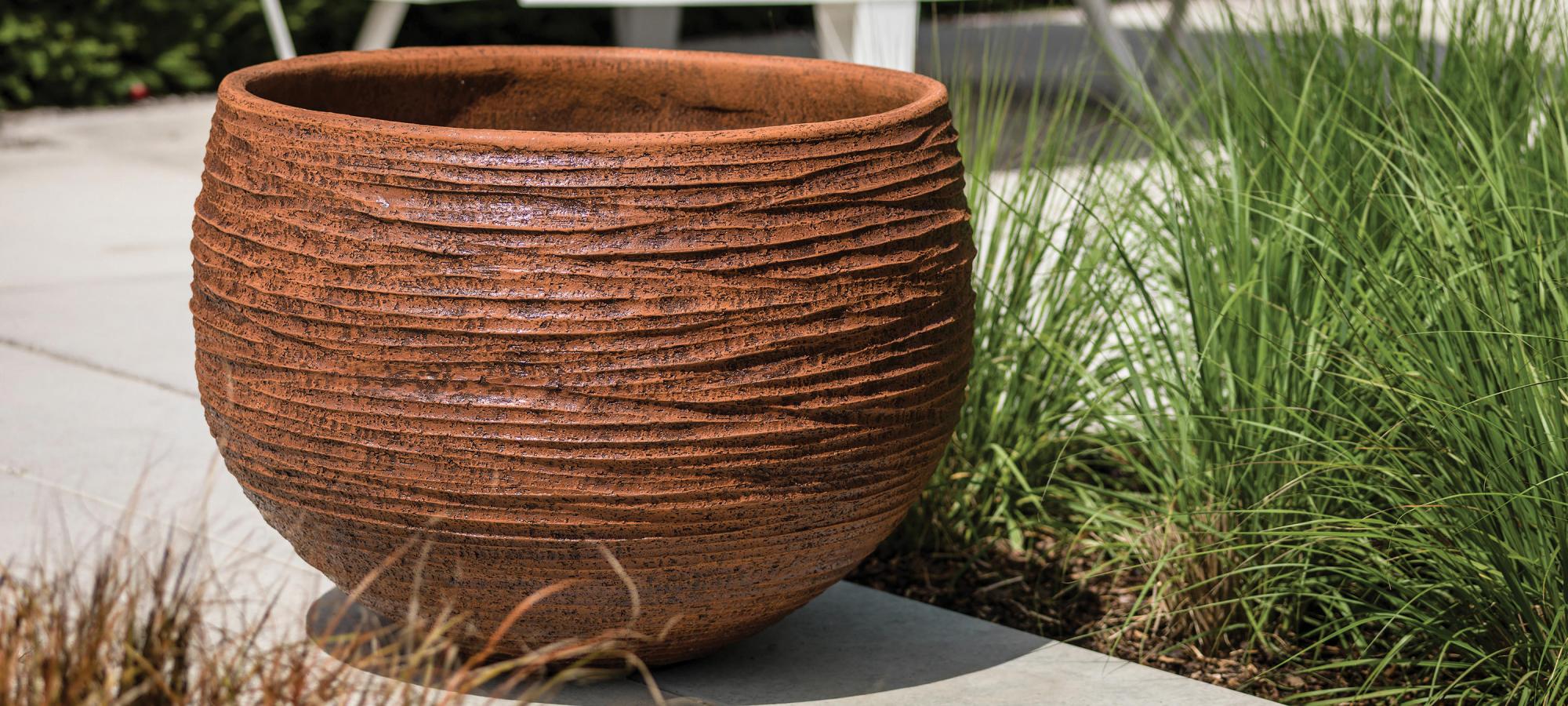 Domani terracotta pots