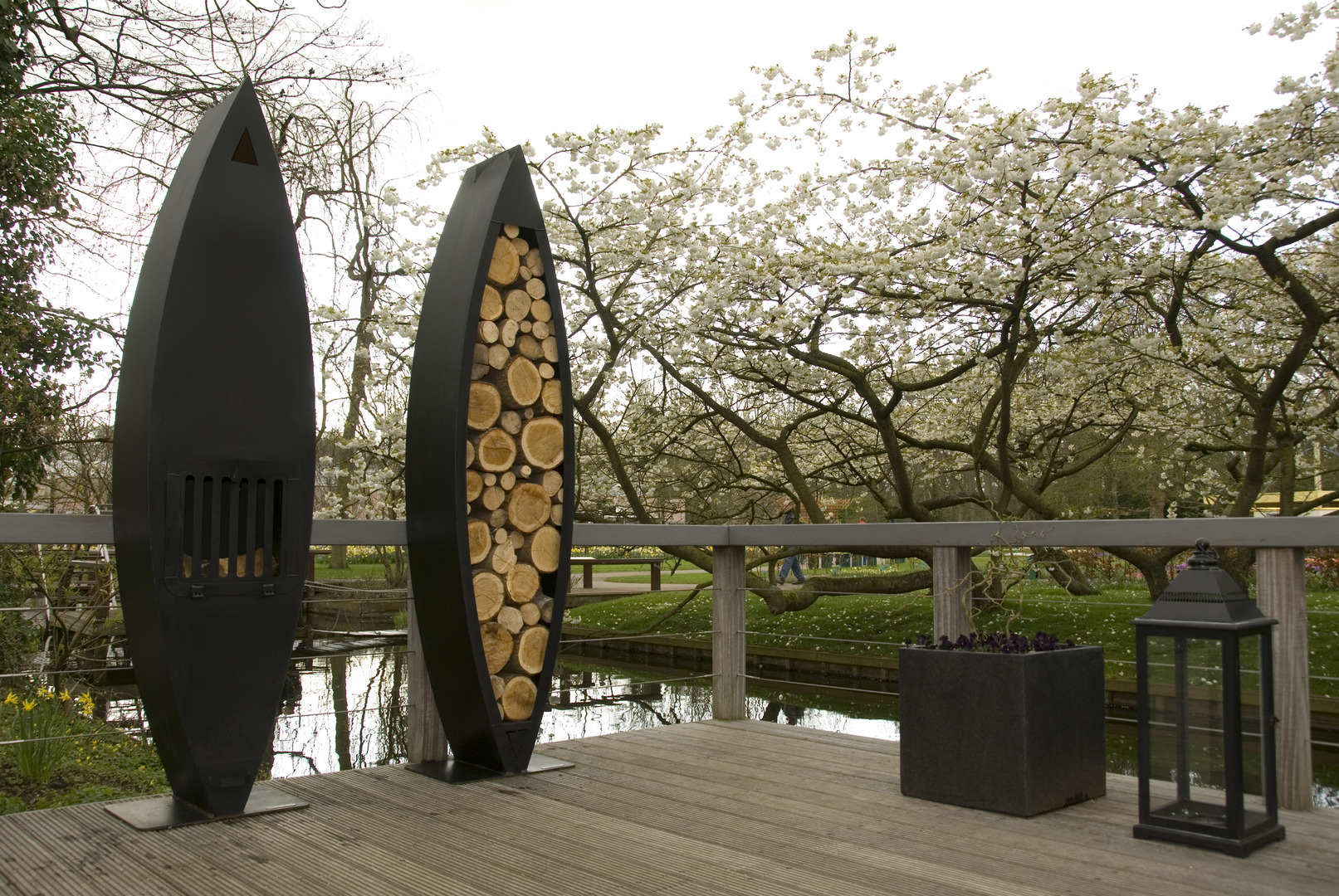Zeno Canoa- Canoa houtopslag -Keukenhof (2).jpg