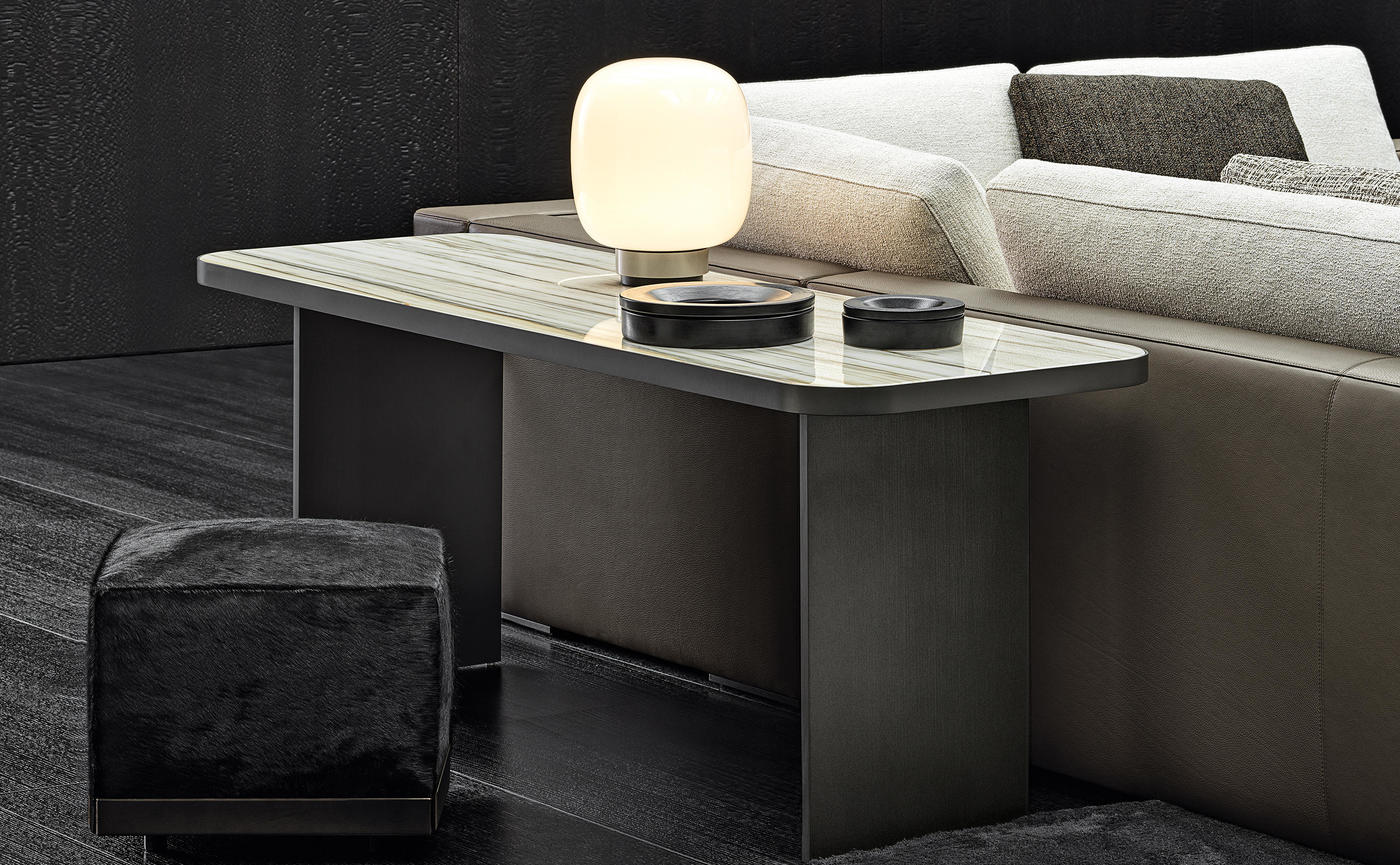 Clive table minotti.jpg