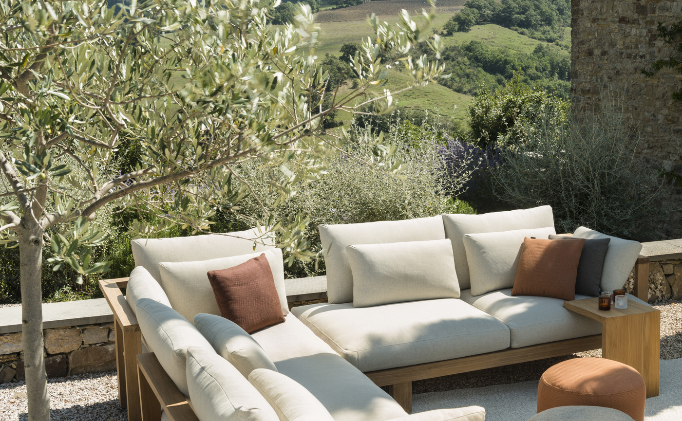 TRIBU_2015_pure_sofa03.jpg