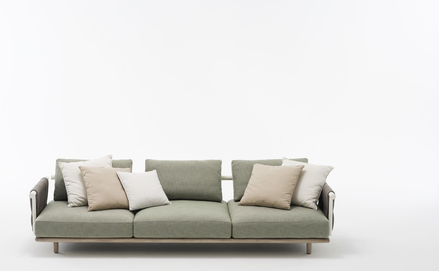 C_IMG_RODA_EDEN_sofas_still_life_01_20190325.jpg