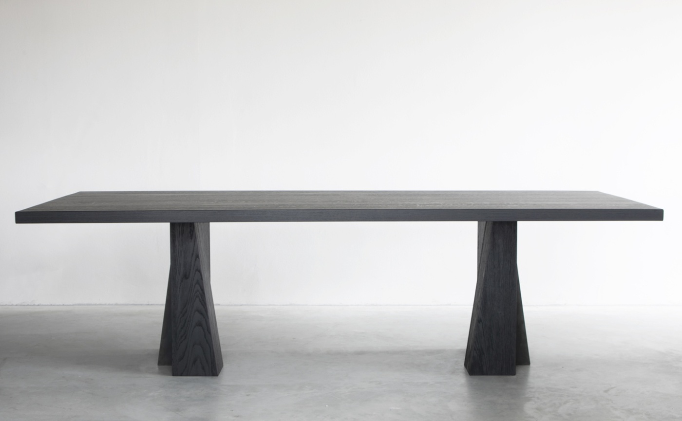 ELI dining table - 13.JPG