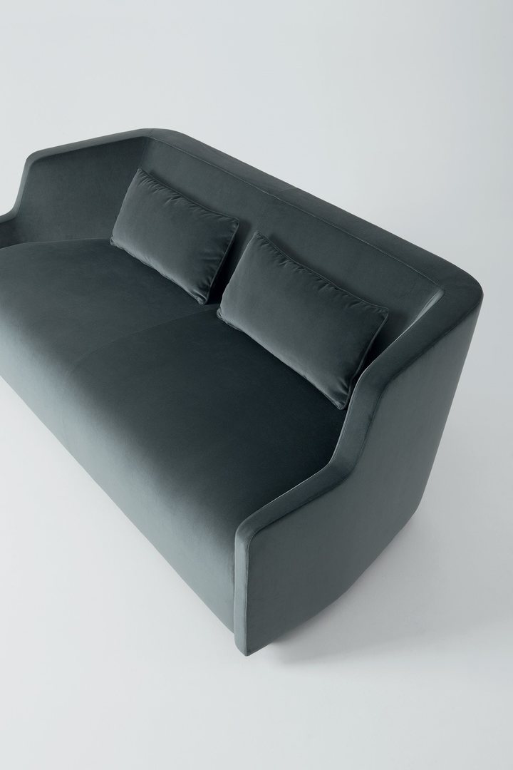 Gallotti & Radice First sofa 2.jpg