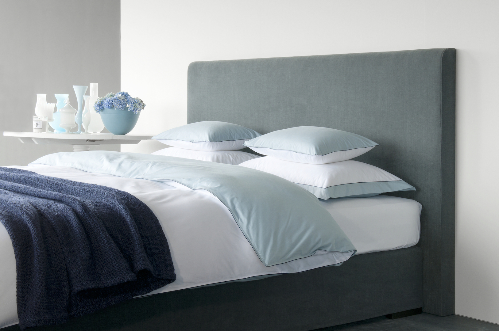 Nilson Beds - Timeless Linara Shadow.jpg