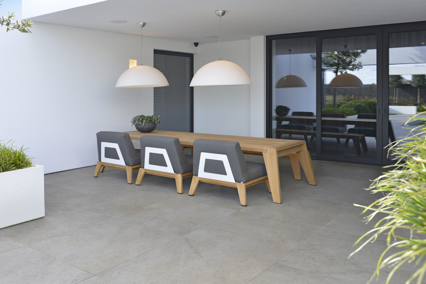 Hybrid low dining table - HORA