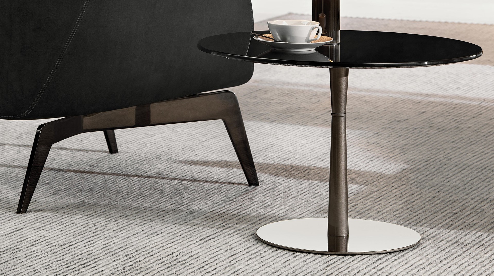 Minotti Jigger table tafel HORA Barneveld 4 (2).jpg