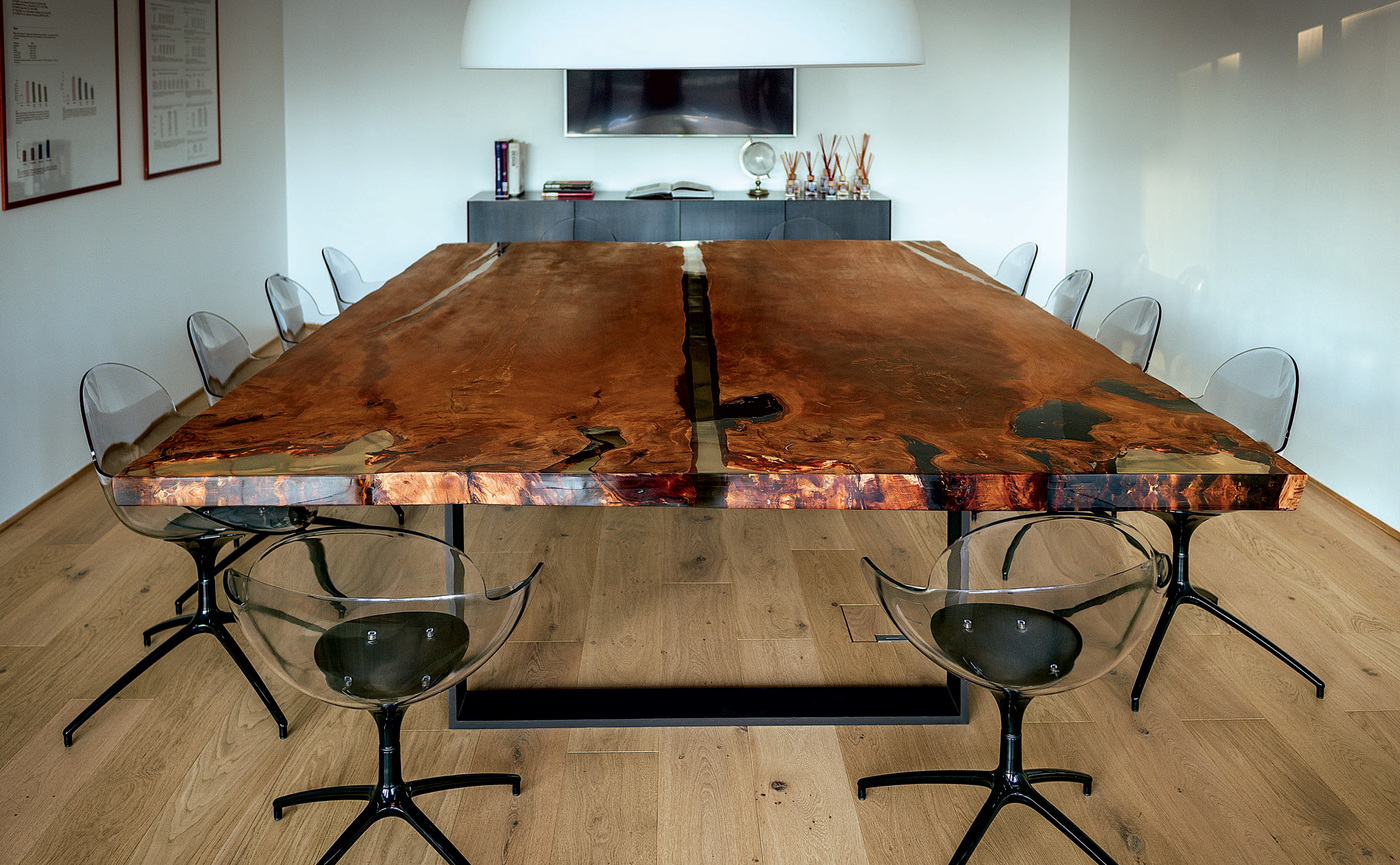 Riva 1920 Kauri Newton tafel table eettafel dining table HORA Barneveld 5.jpg