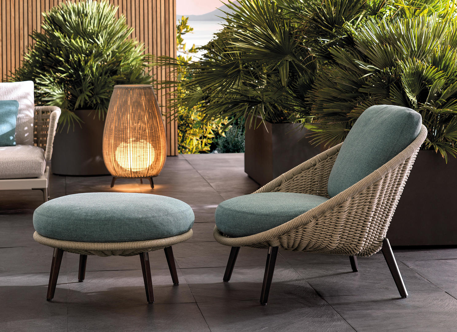 Minotti Lido Cord Outdoor fauteuil HORA Barneveld 11.jpg