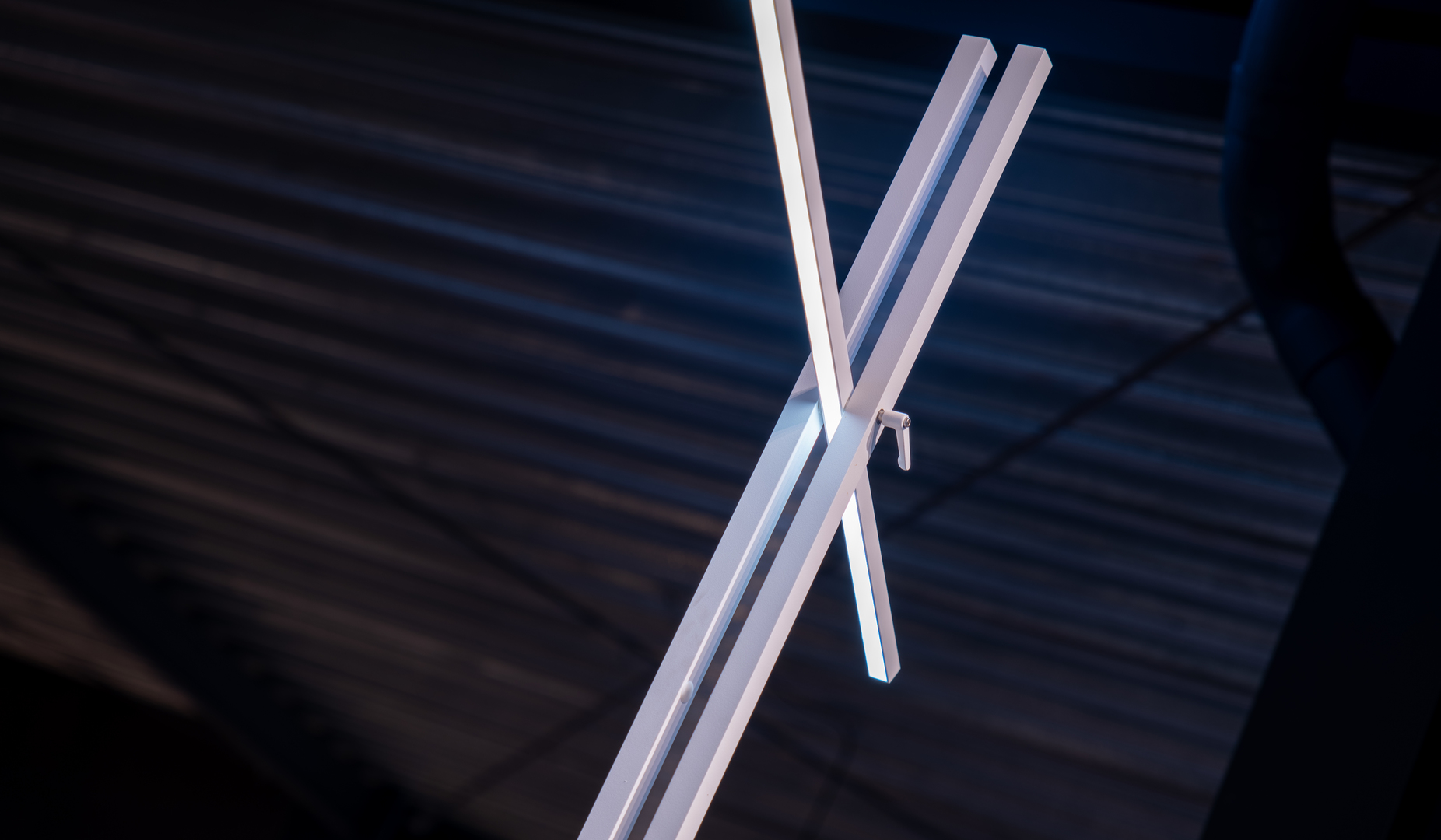 1b-Manutto-twilight vloerlamp-HORA-SALE.jpg