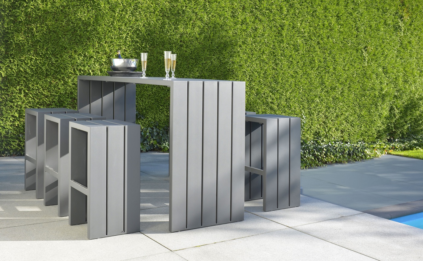 Borek Aluminium Samos bar stool and bar table (1).jpg