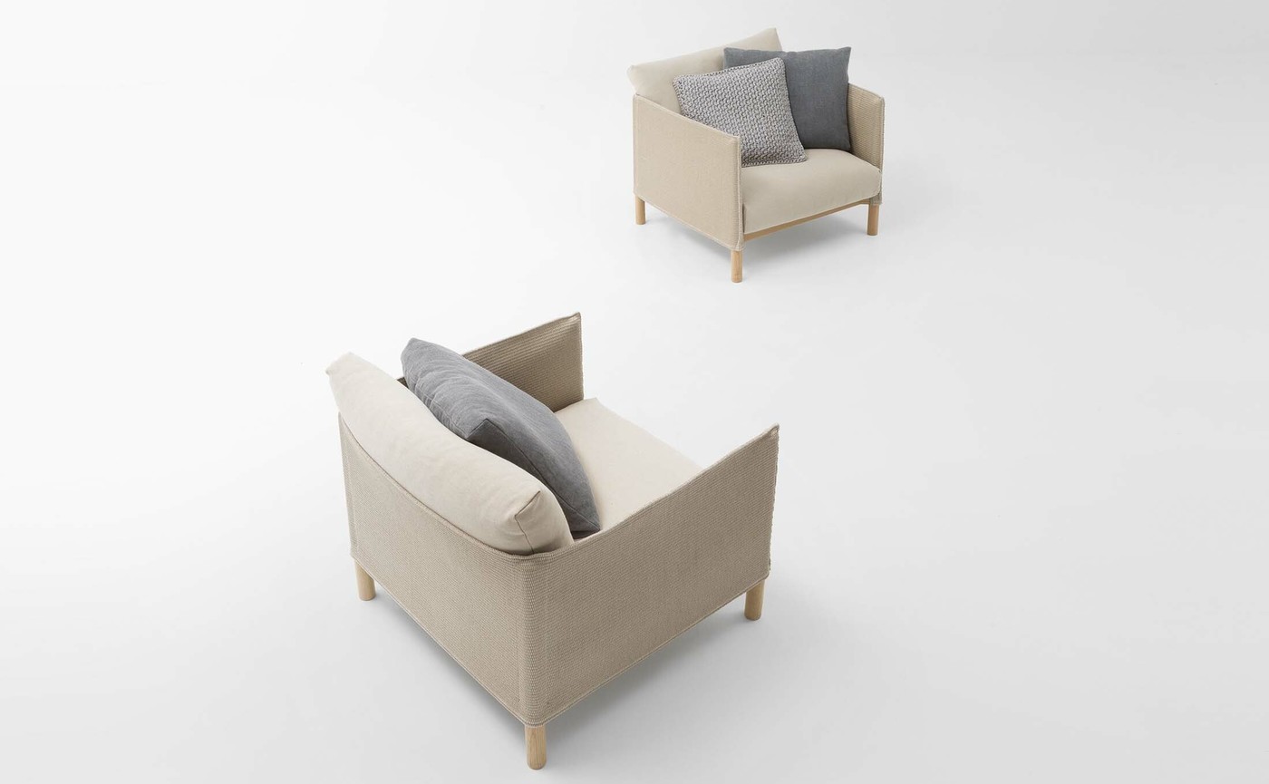 Paola Lenti Vespucci stoel armchair HORA Barneveld 1.jpg