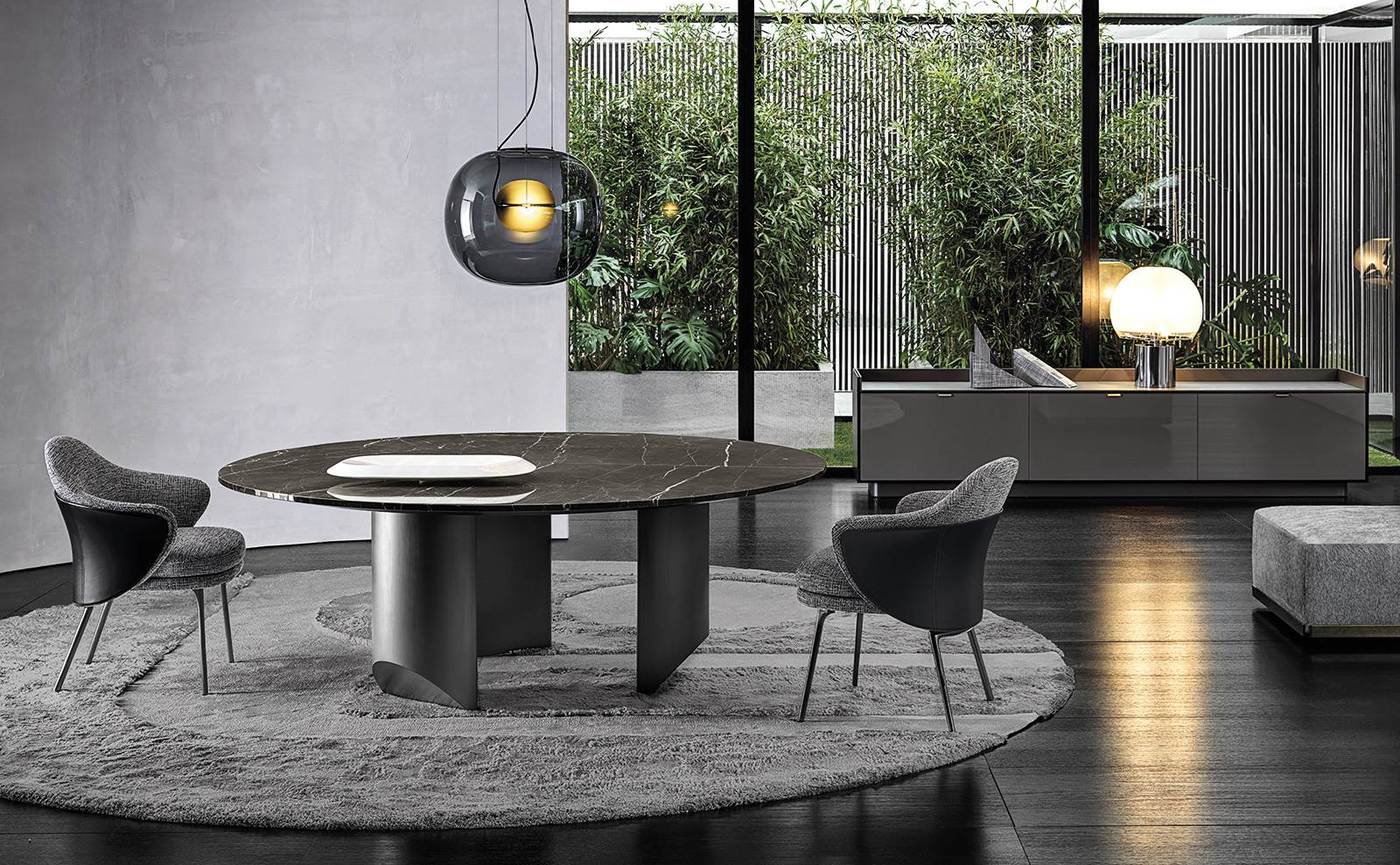 Wedge table dining minotti.jpg