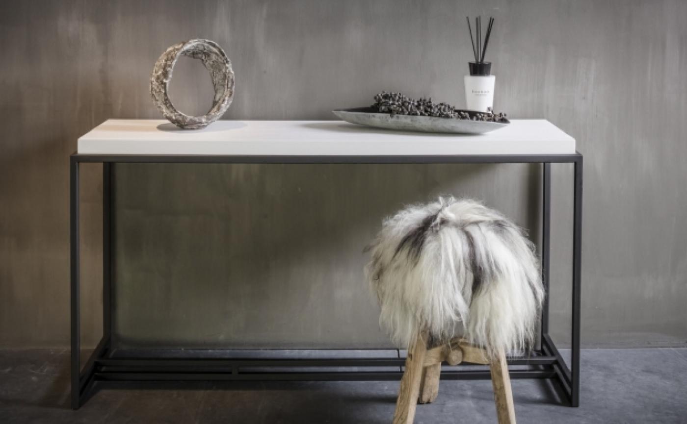 Sidetable Menton