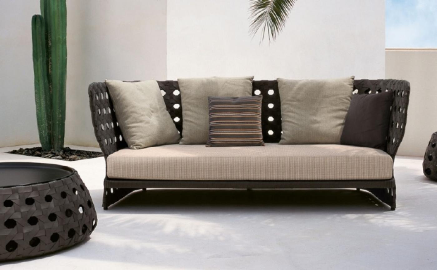 Canasta sofa