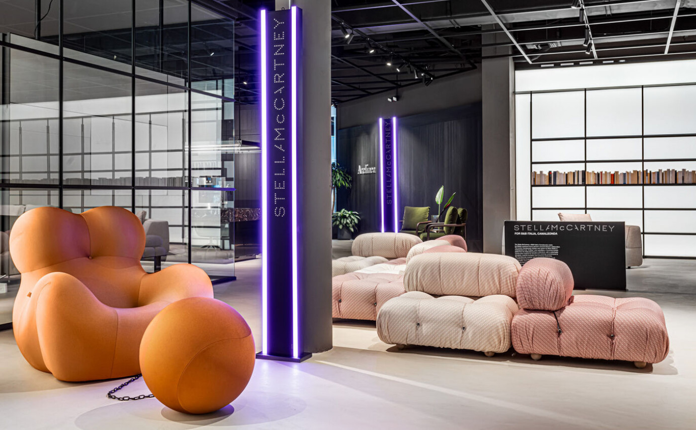 Camaleonda x Stella McCartney modulaire bank opstelling 4