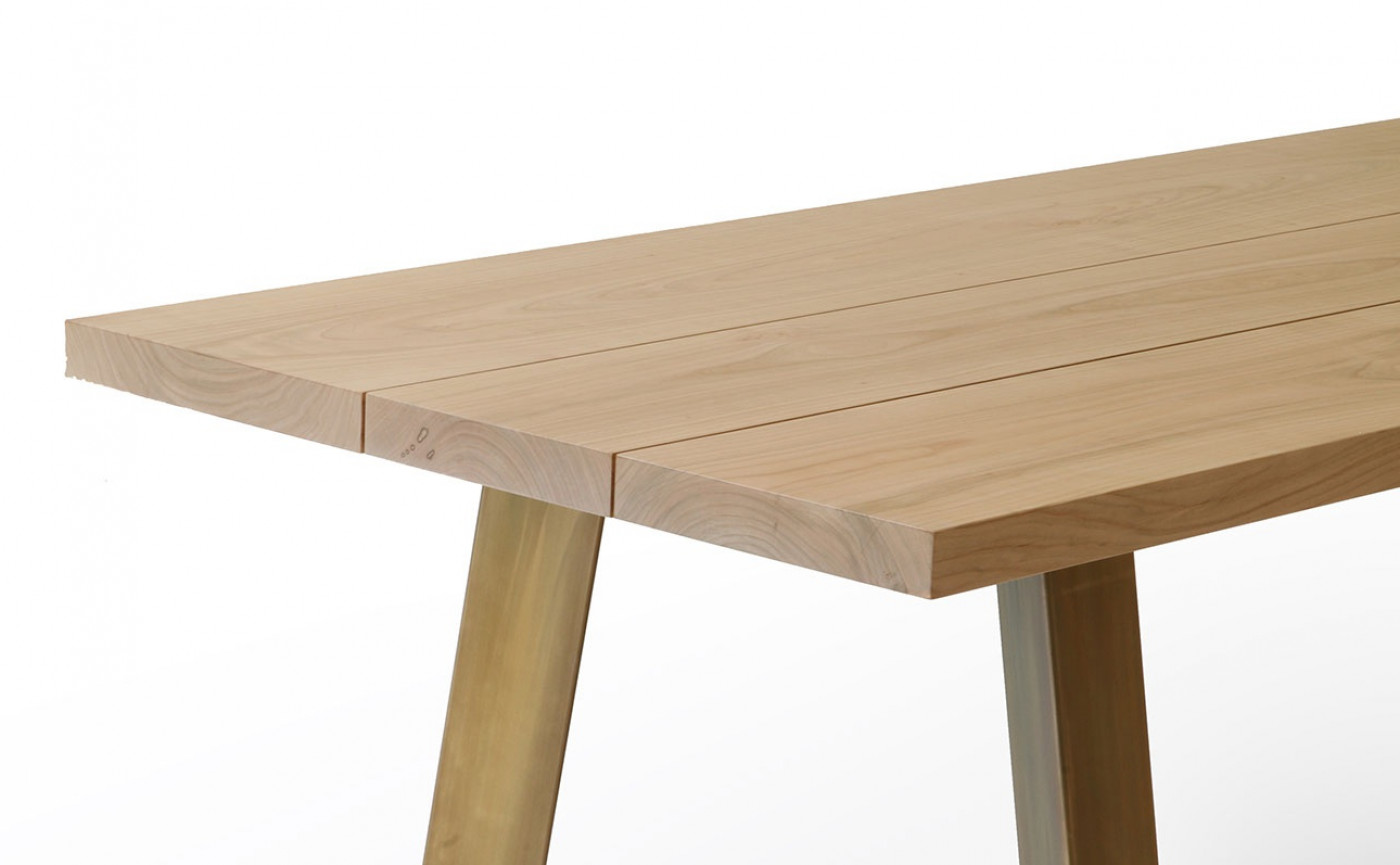 Ryoba table