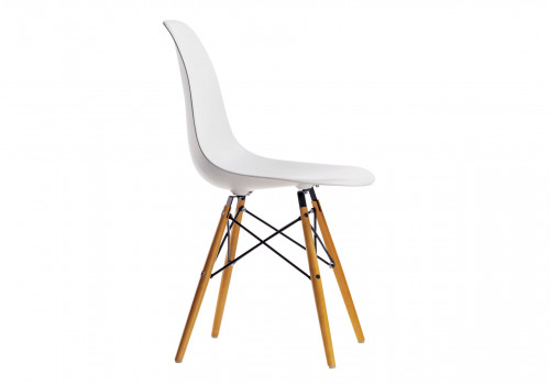 Eames Plastic Chair DSW