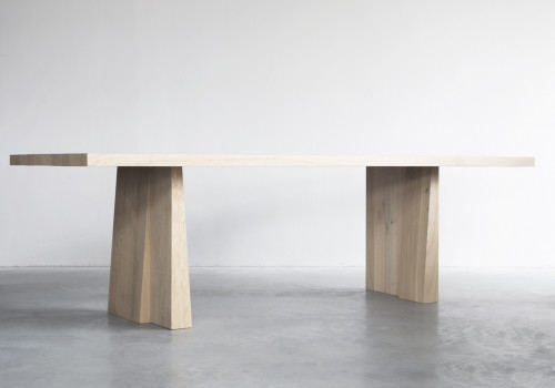 Eli Slim table