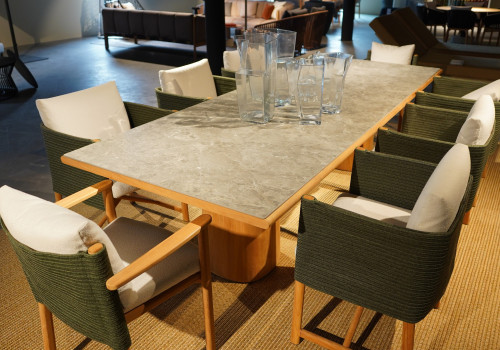 Giro Diningtable