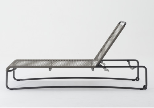 Harp 304 sunlounger