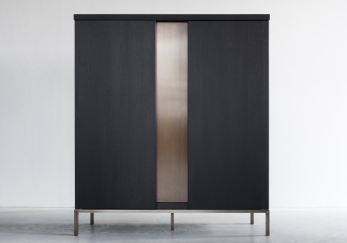 Nota Bene cabinet