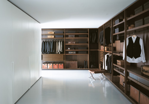 Storage Walk-in closet