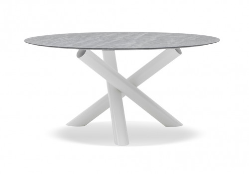 Van Dyck outdoor table