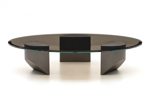 Wedge round coffee table