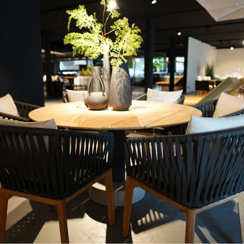 (Gereserveerd) Bitta diningchairs - Roll diningtable