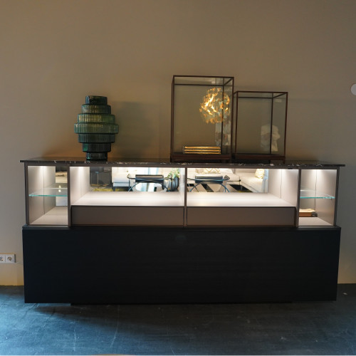 Gallery Cabinet
