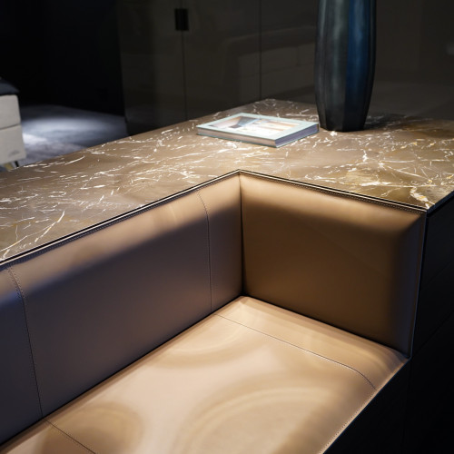 Hub Bench Console