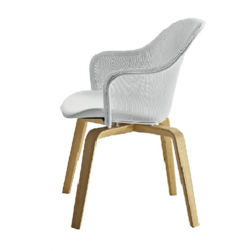 Iuta '14 Small Armchair 