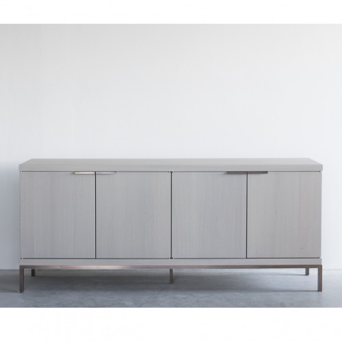 Nota Bene sideboard