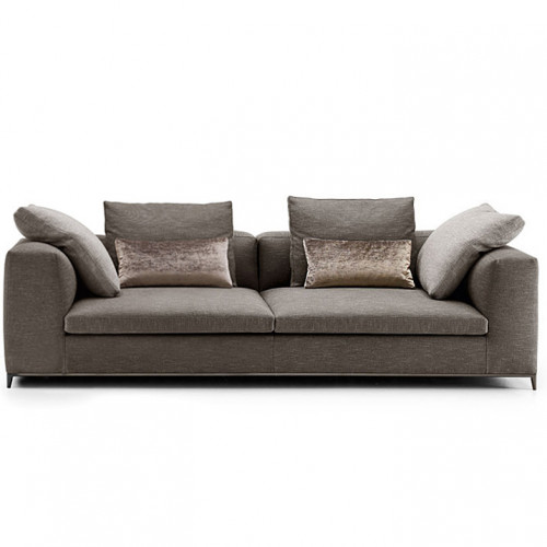 Michel Club Sofa 223