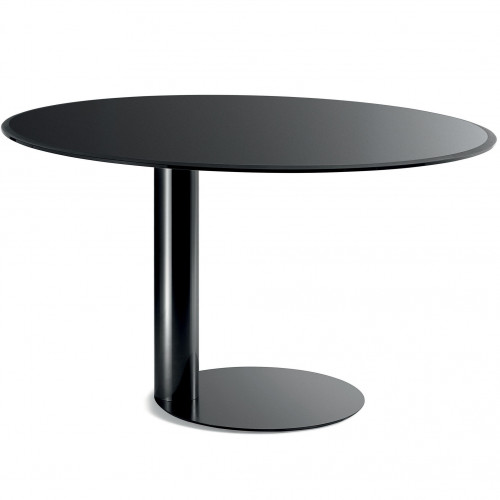 Oto dining table