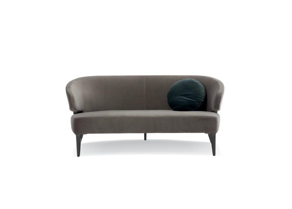 Aston sofa.png