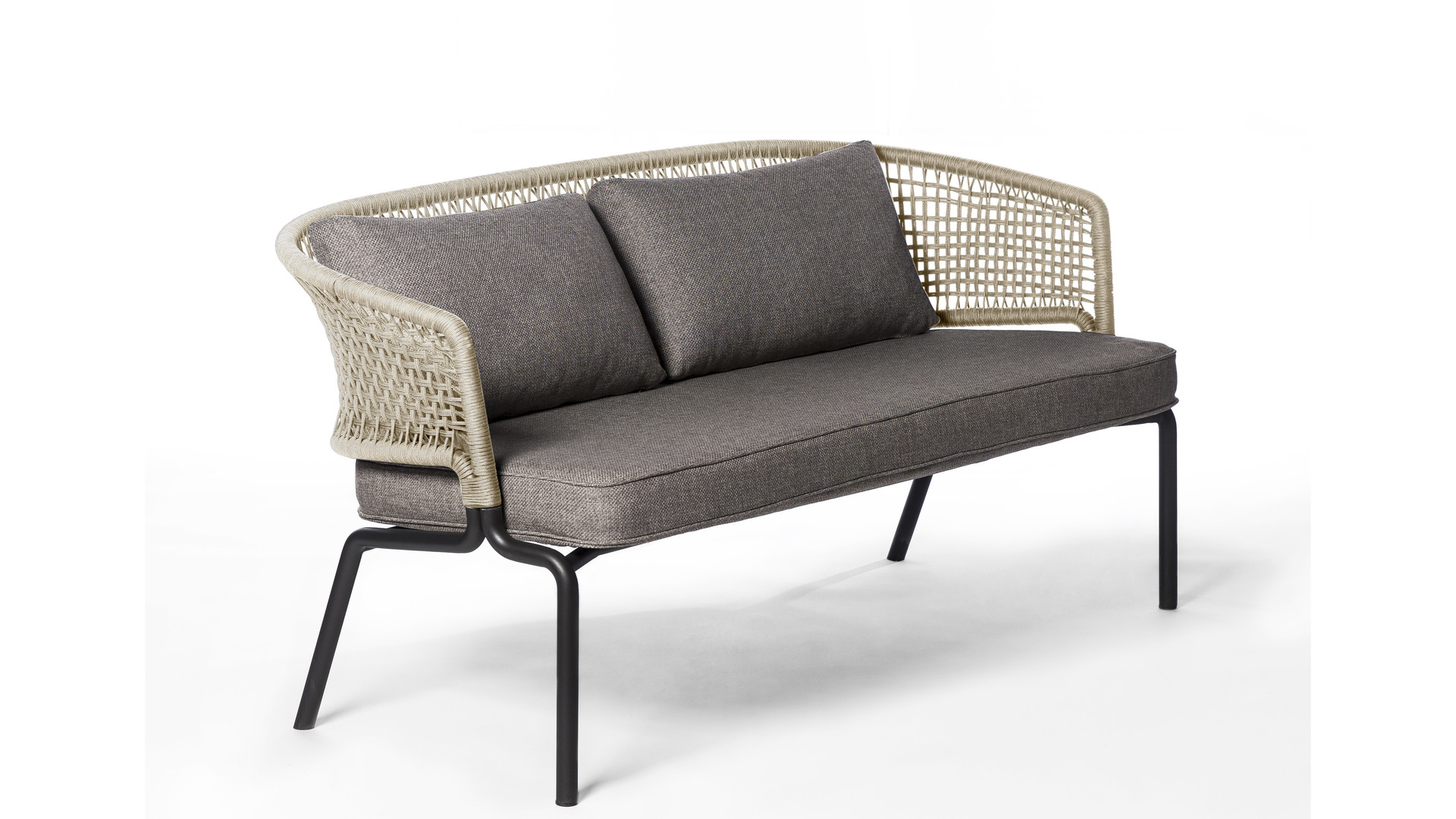 Contour-sofa-met-kussens_wenge┬ª├╝-linen.jpg