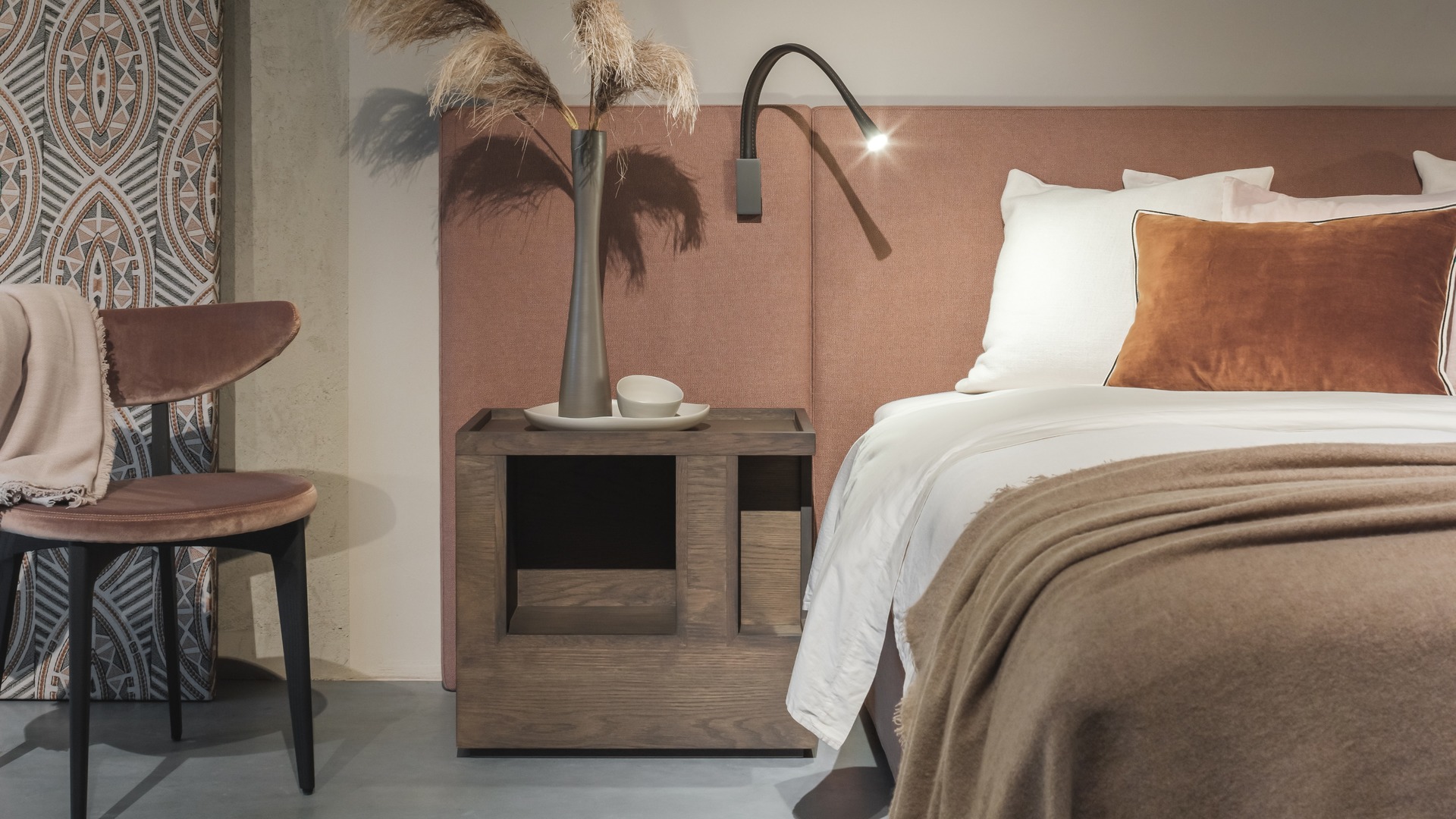 01Nilson Beds � Palermo - Soho Vintage Rose 1 HR.jpg