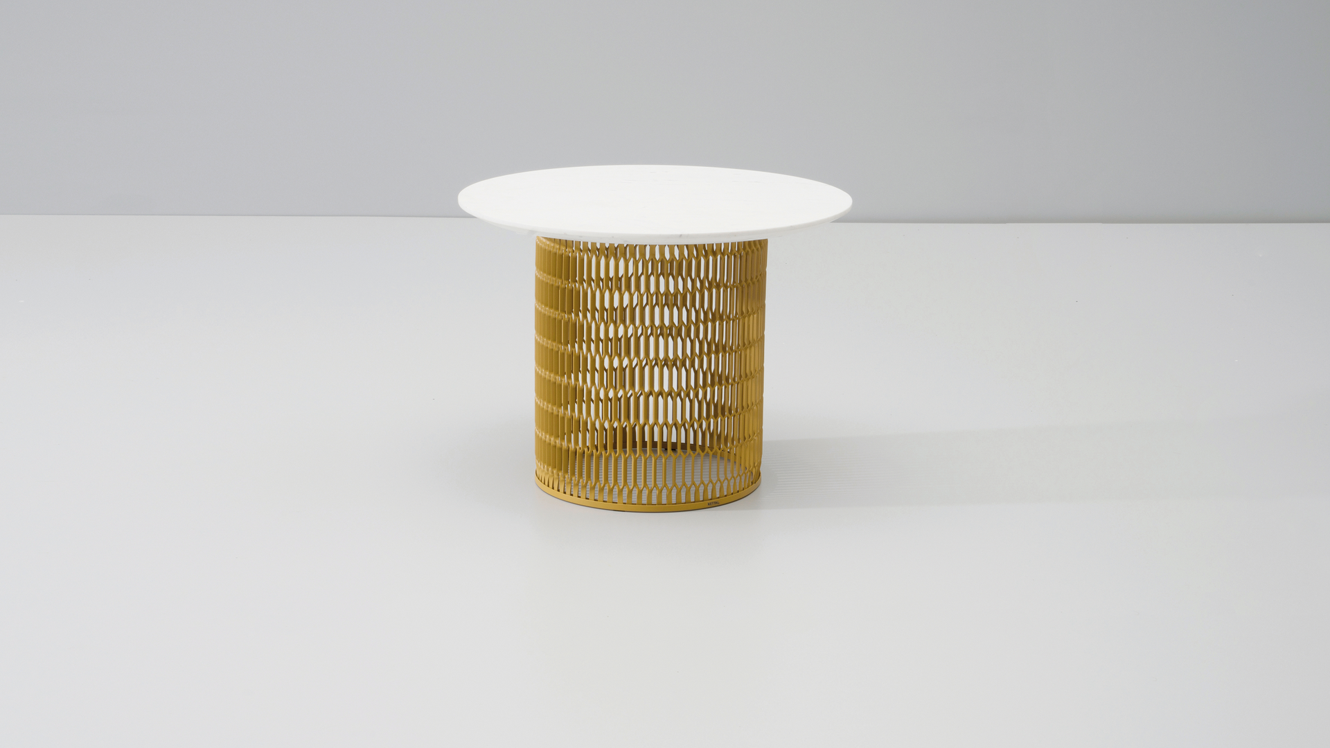 Side table yellow.png
