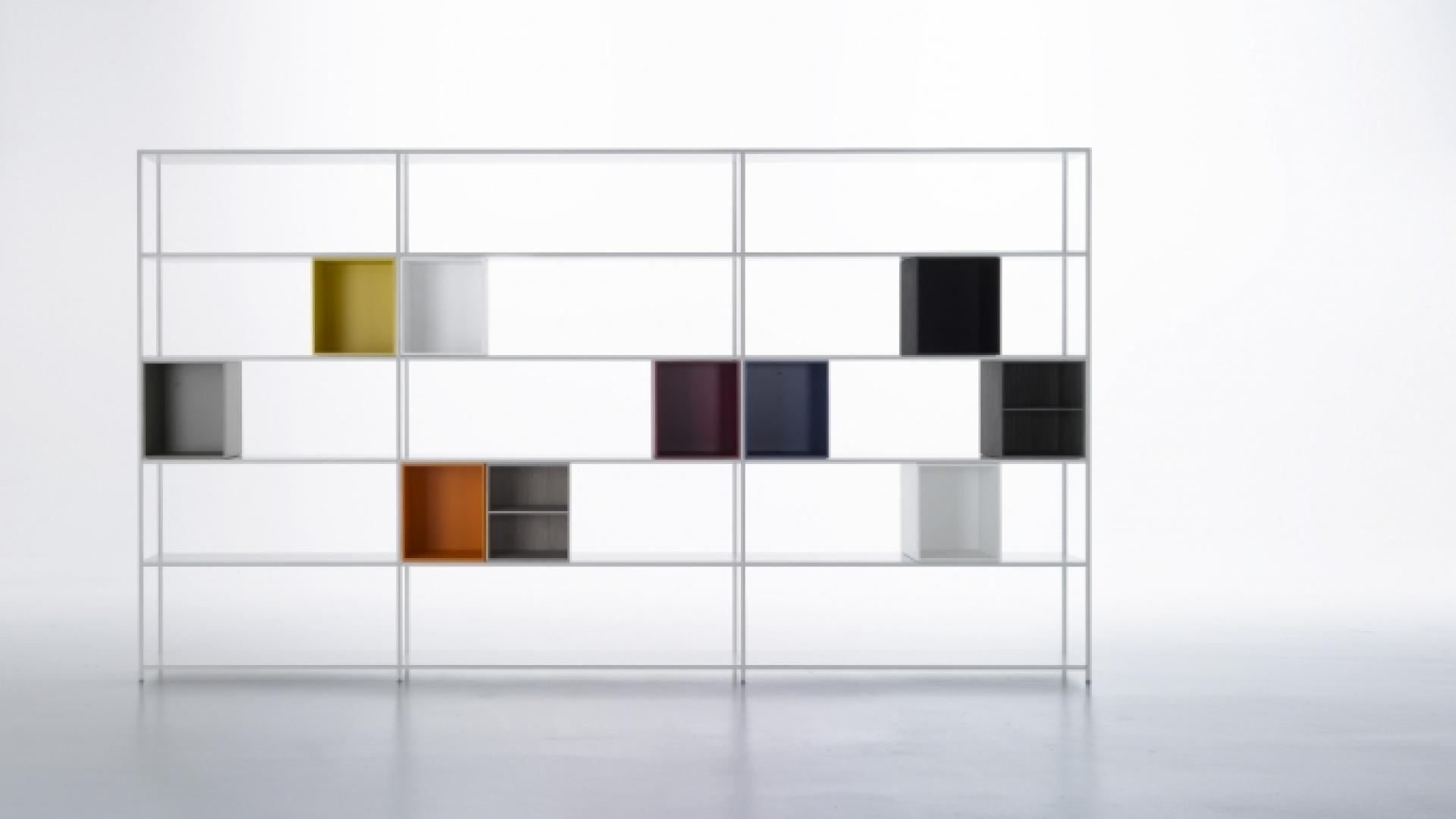 Minima 3.0 shelves 18 color blocks