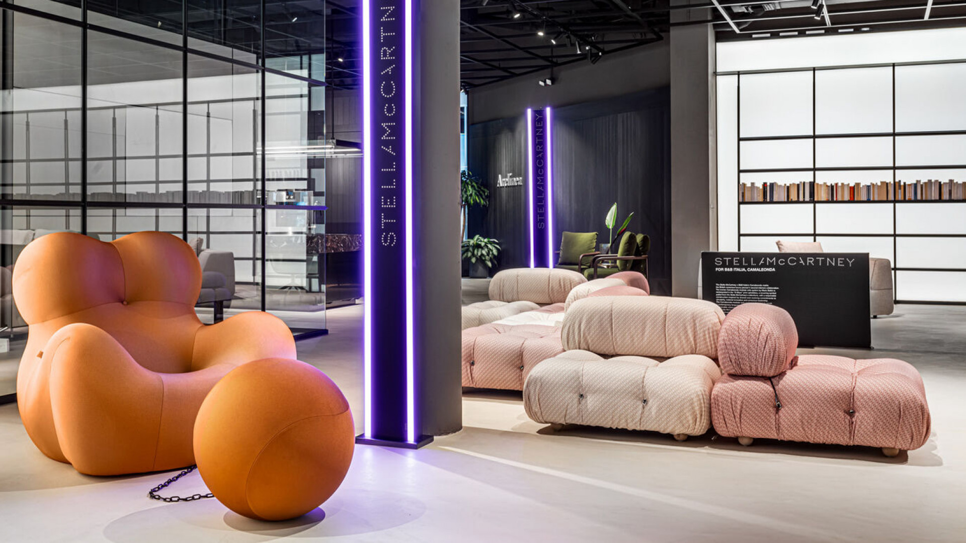Camaleonda x Stella McCartney modulaire bank opstelling 8
