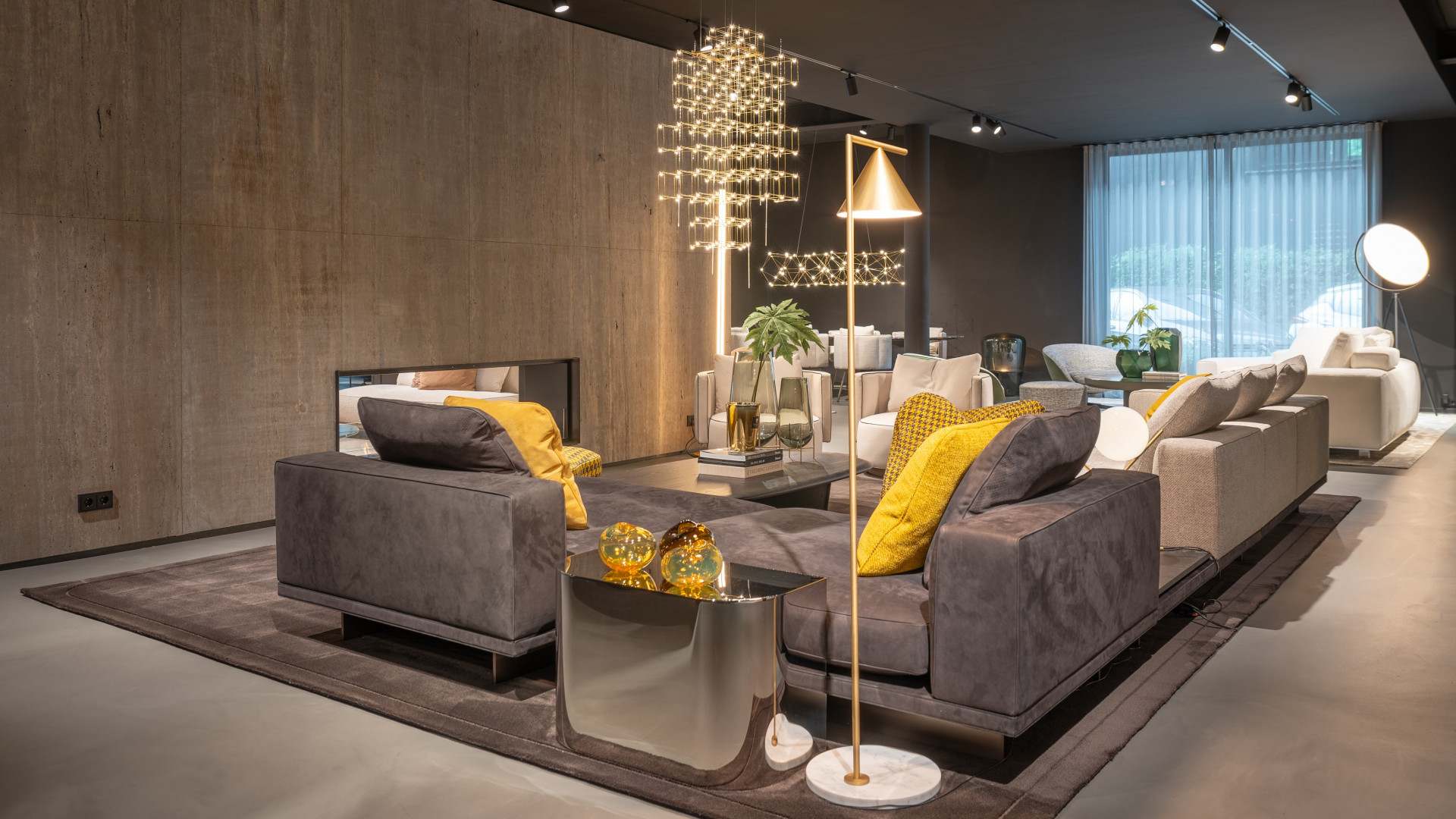 Dylan compositie - Anish coffee table - Tori Bold - James coffee table - Outline Rug - Pollux Lamp