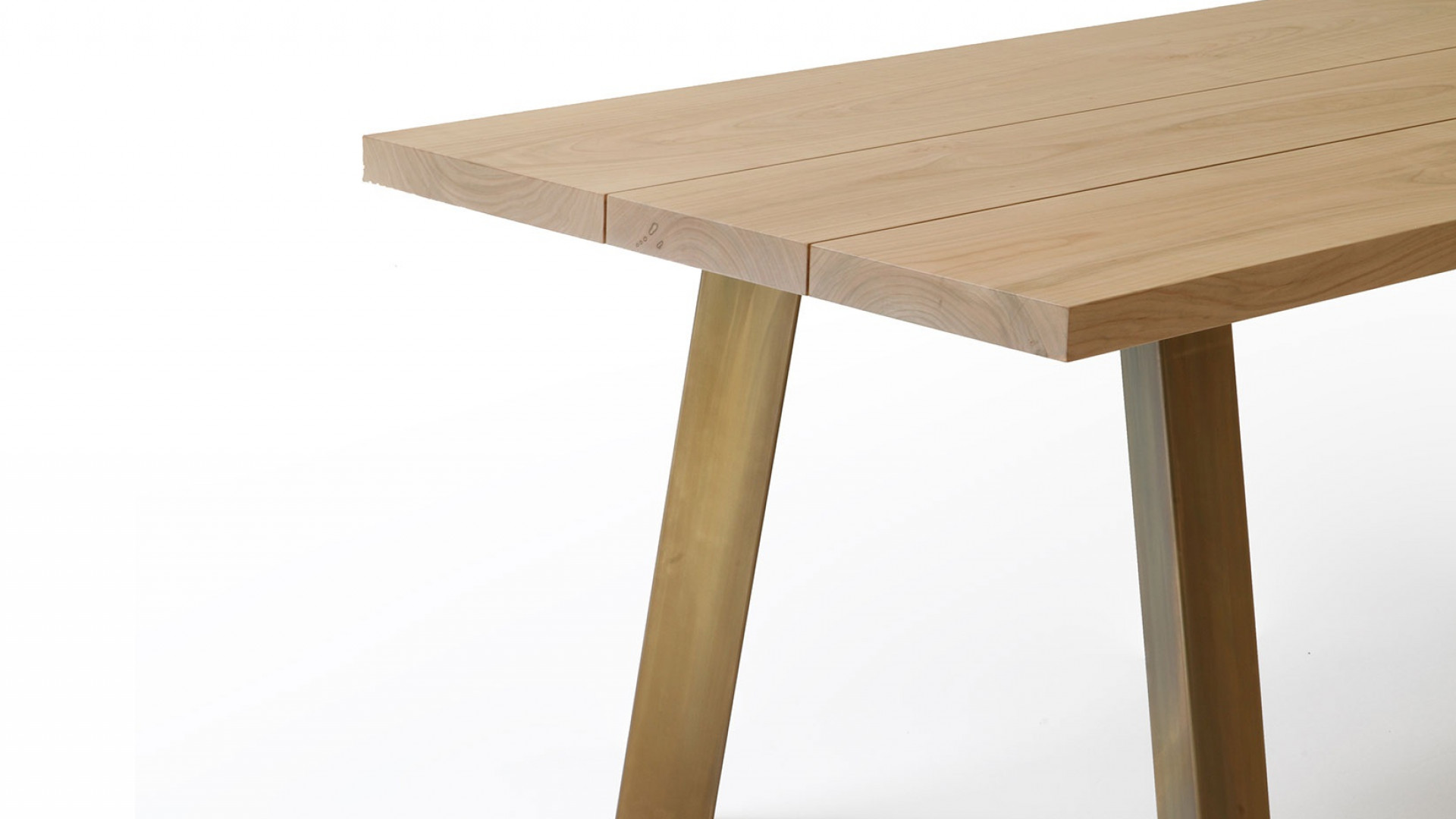 Ryoba table